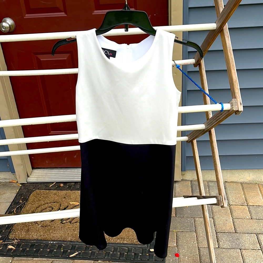 Girl’s white and black dress, size 14